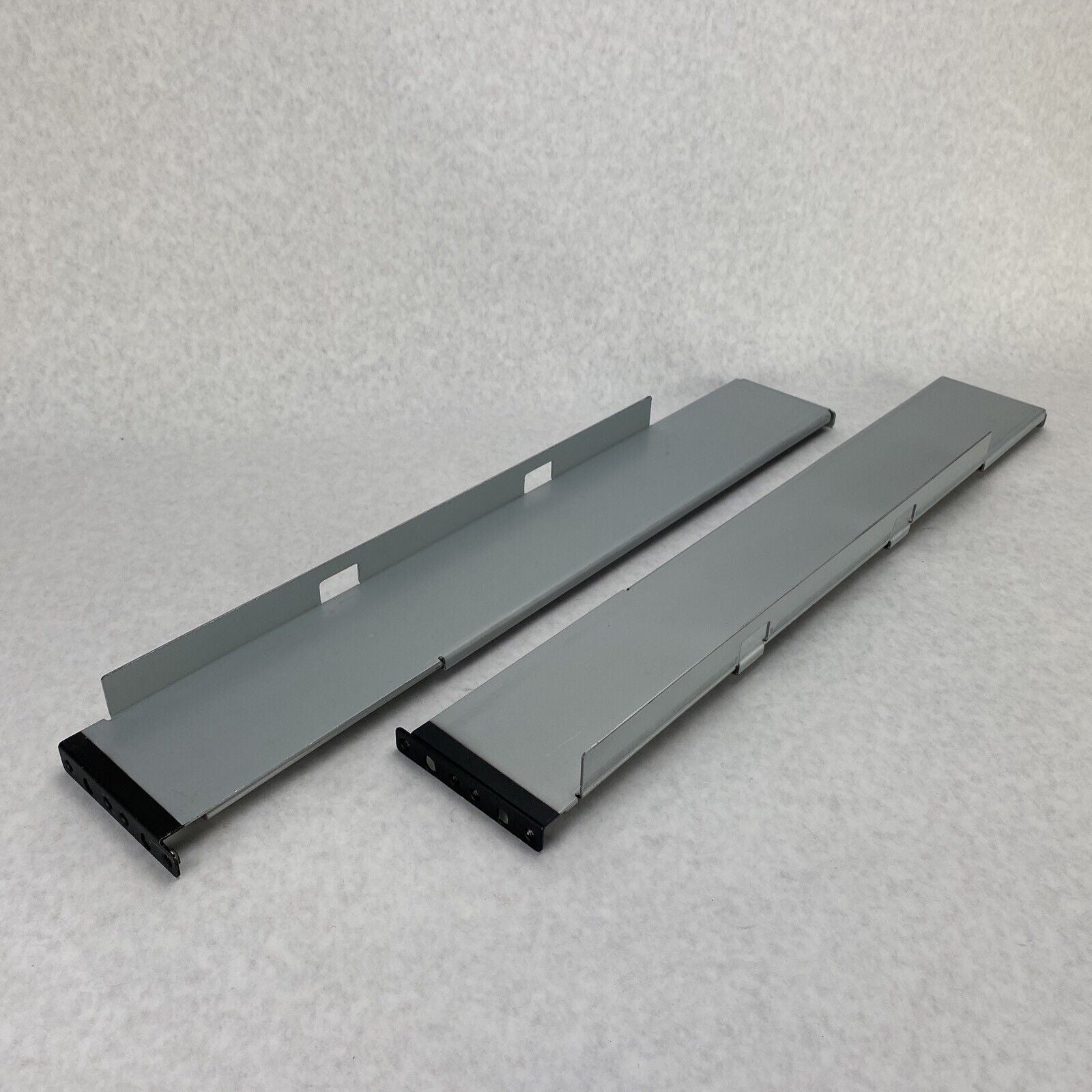 Unbranded 19" Mounting Rack Slide Rail Kit L and R