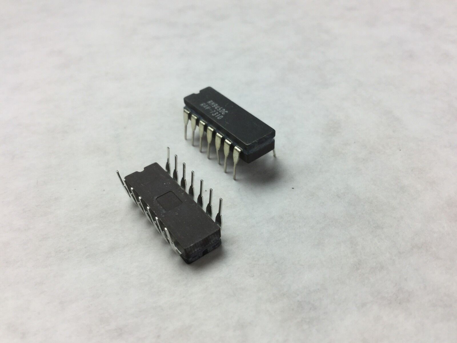 RM945DC Integrated Circuit Lot of 25