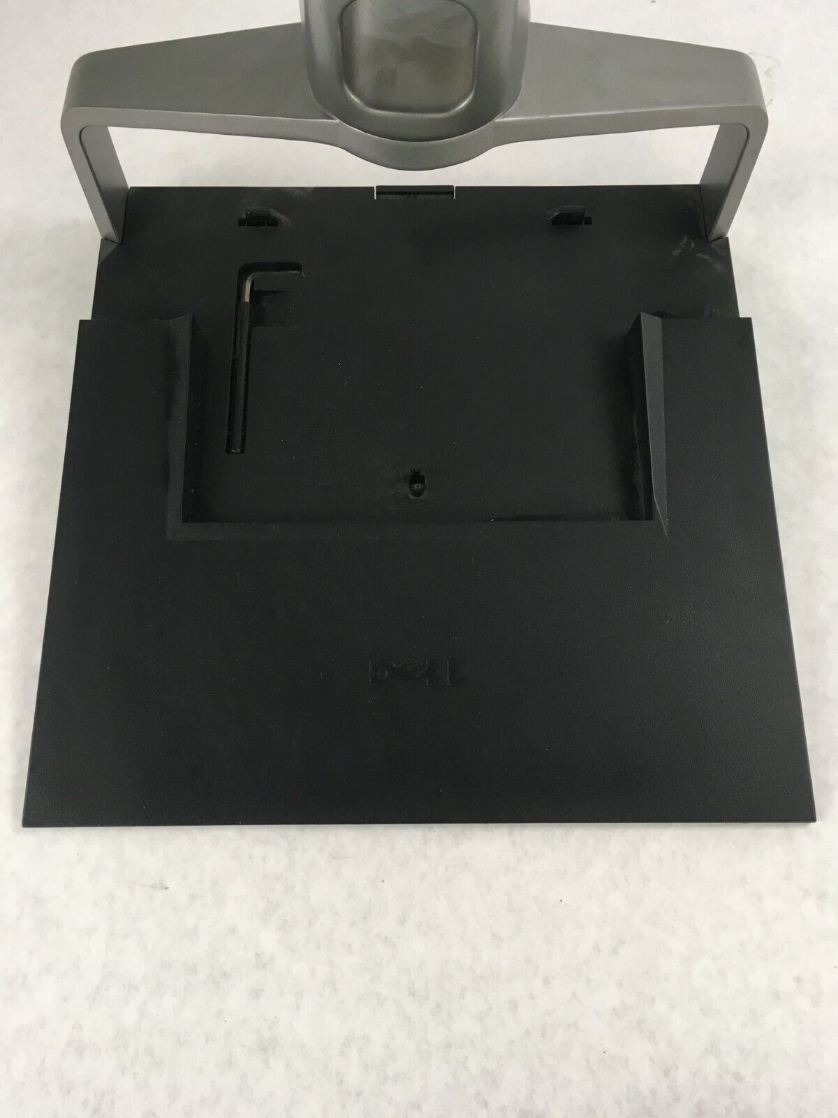 DELL 17"-24"  Monitor Stand for E Port II Docking Station RM361