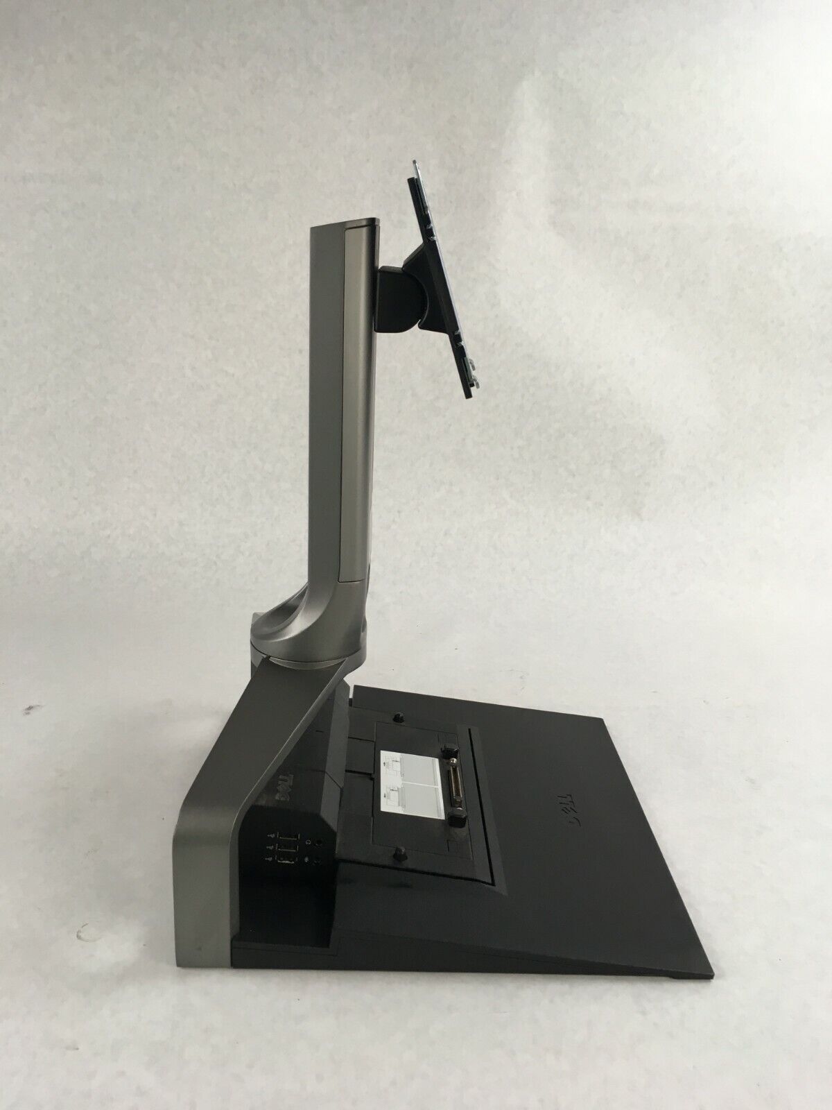 DELL 17"-24"  Monitor Stand w/ E Port II Docking Station RM361