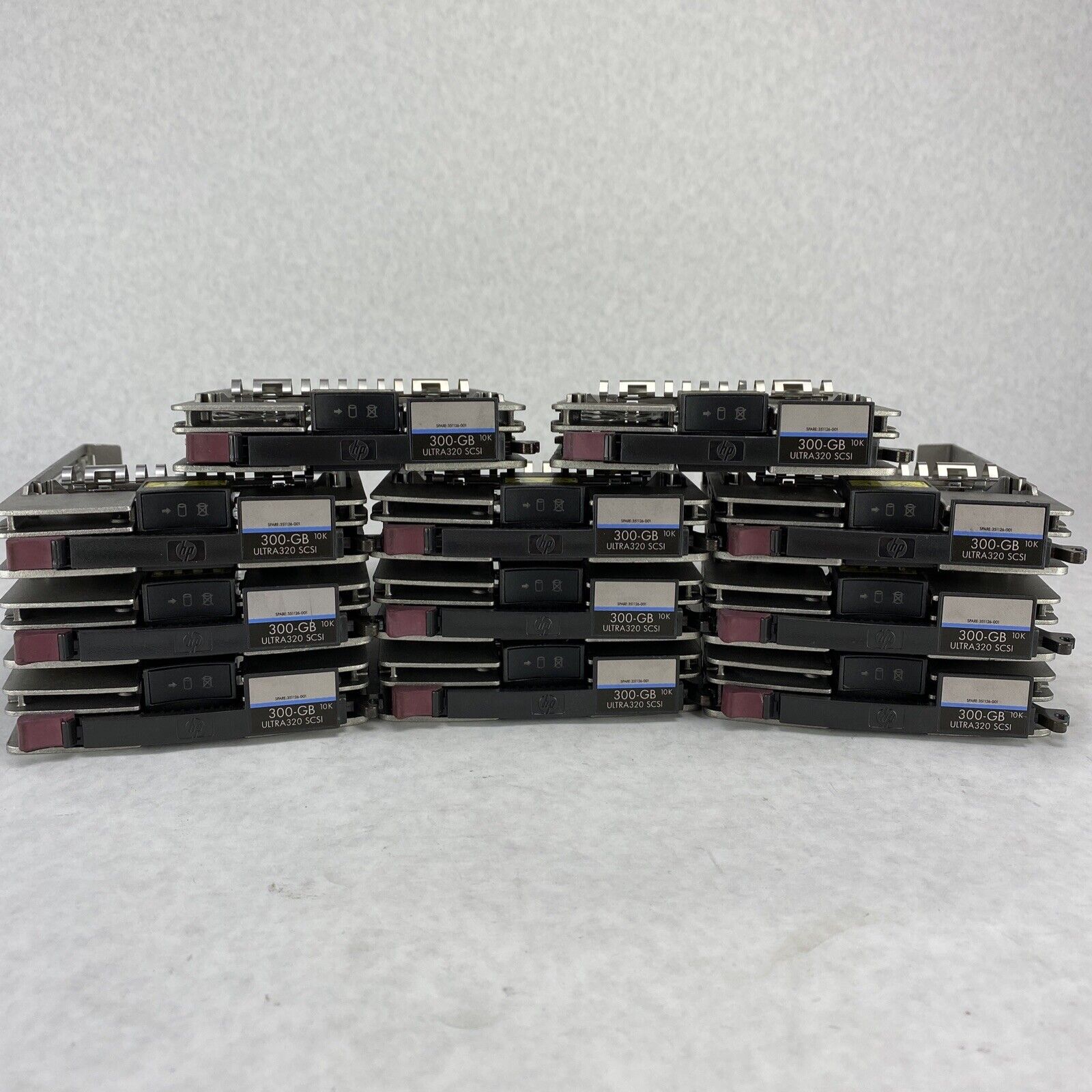 Lot of 11 Genuine HP ULTRA320 3.5" SCSI 351126-001 HDD Caddy Trays 300GB 10K