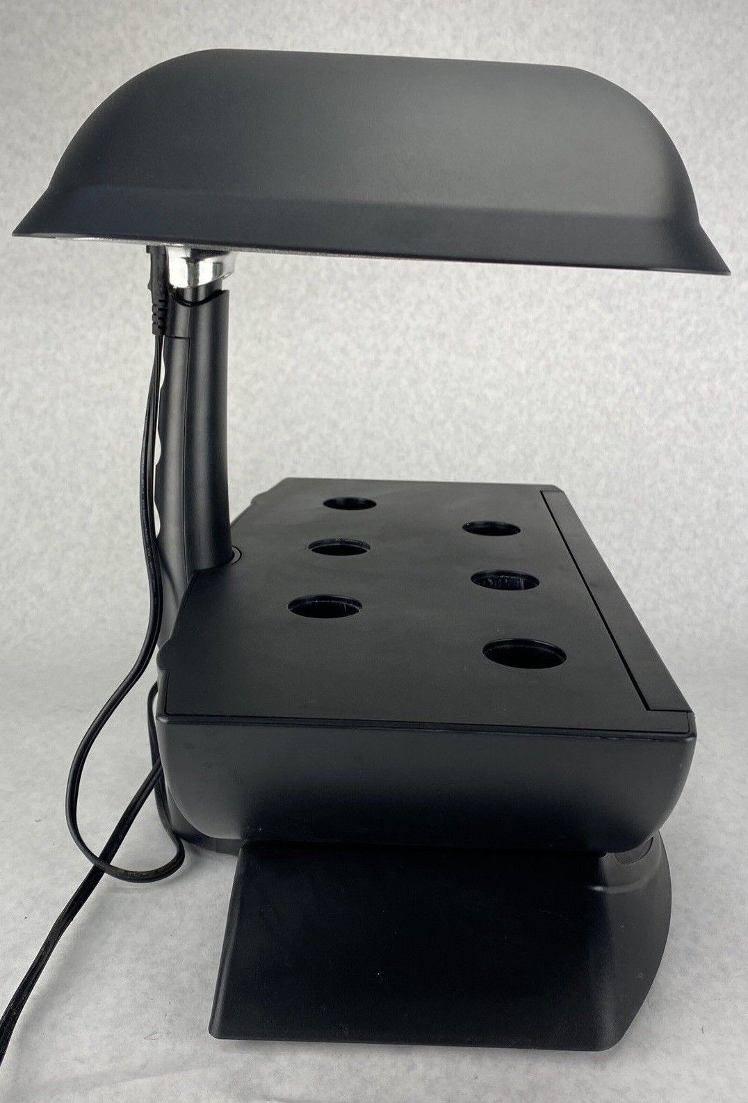 AeroGarden 6 100610-BLK Hydroponic Grow Light Lamp 1 Amp 2 Bulb 6 Pod
