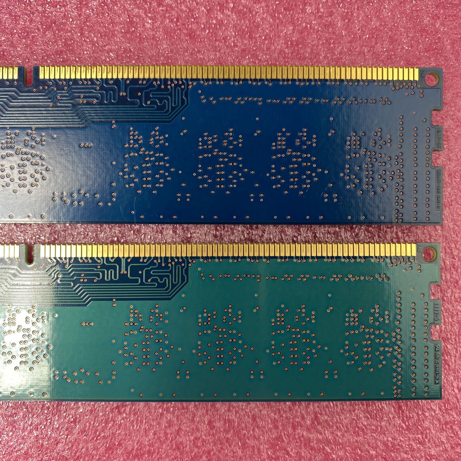 Lot( 2 ) 2GB Hynix HMT325U6BFR8C-H9 PC3-10600U UBDIMM 1333MHz DDR3 SDRAM