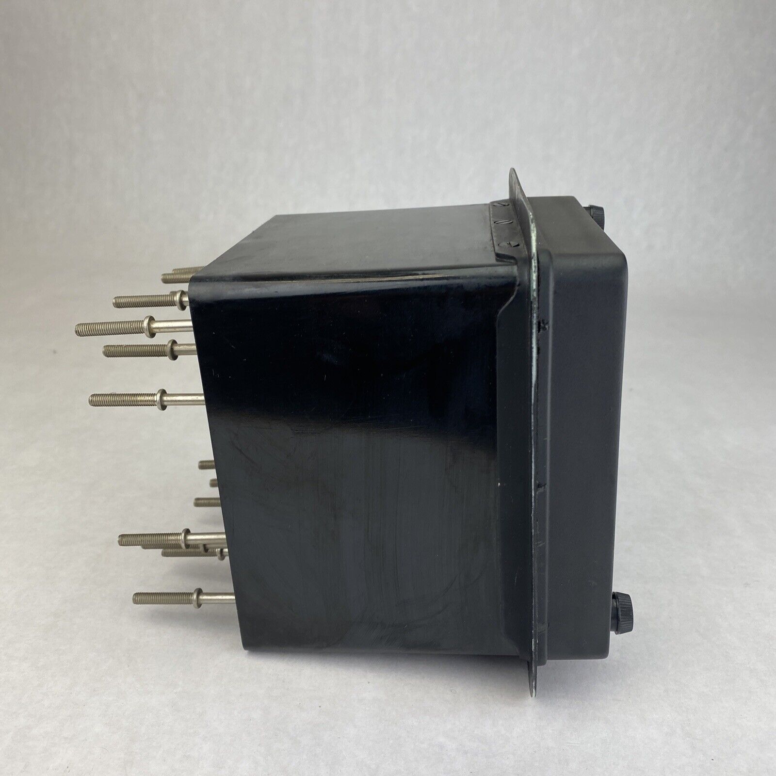 GE 12HFA151A2F Type HFA 5.5x6" 125VDC wall mount auxiliary relay