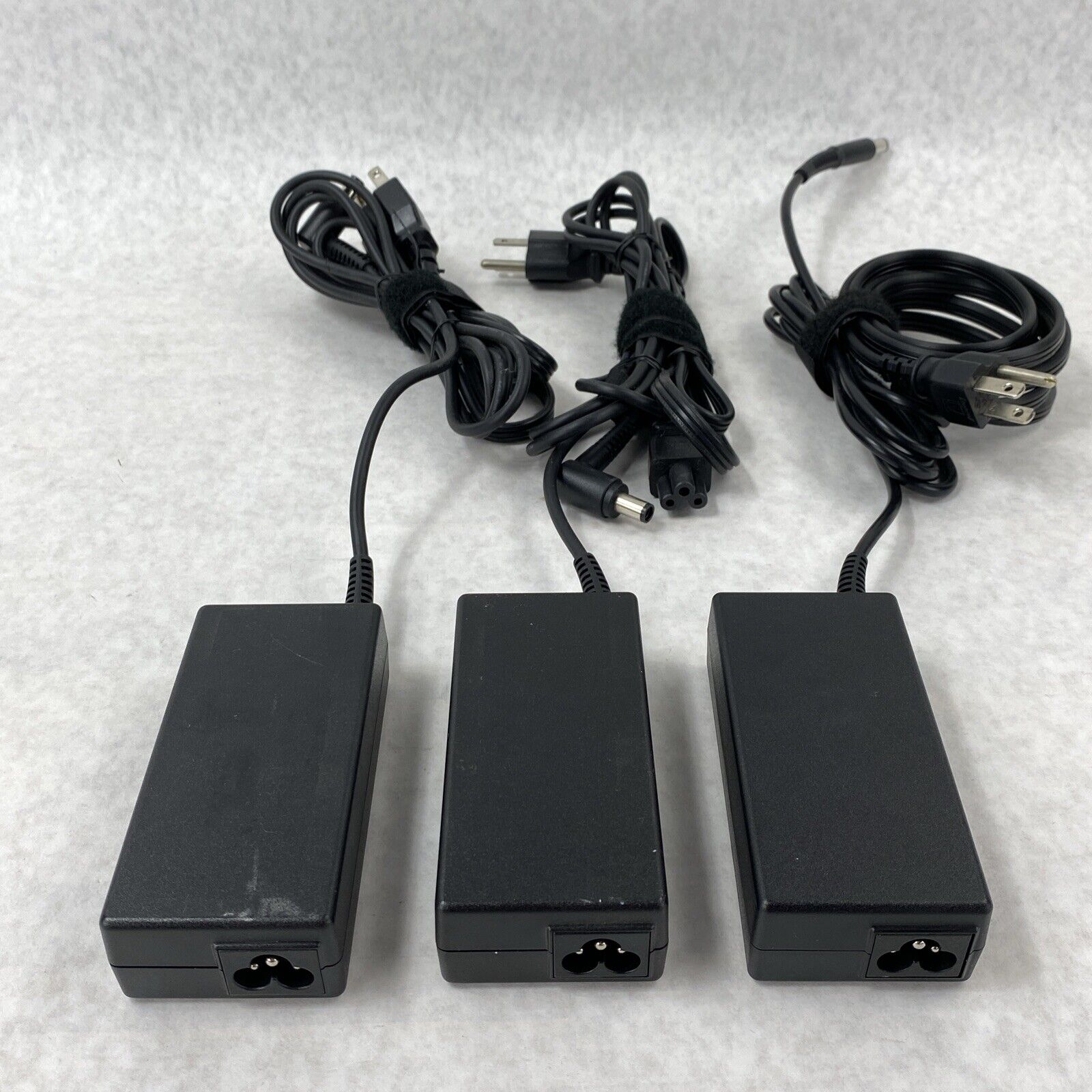 Lot of 3 HP TPC-LA58 65W AC Adapter 19.5V 3.33A w/ Power Cable