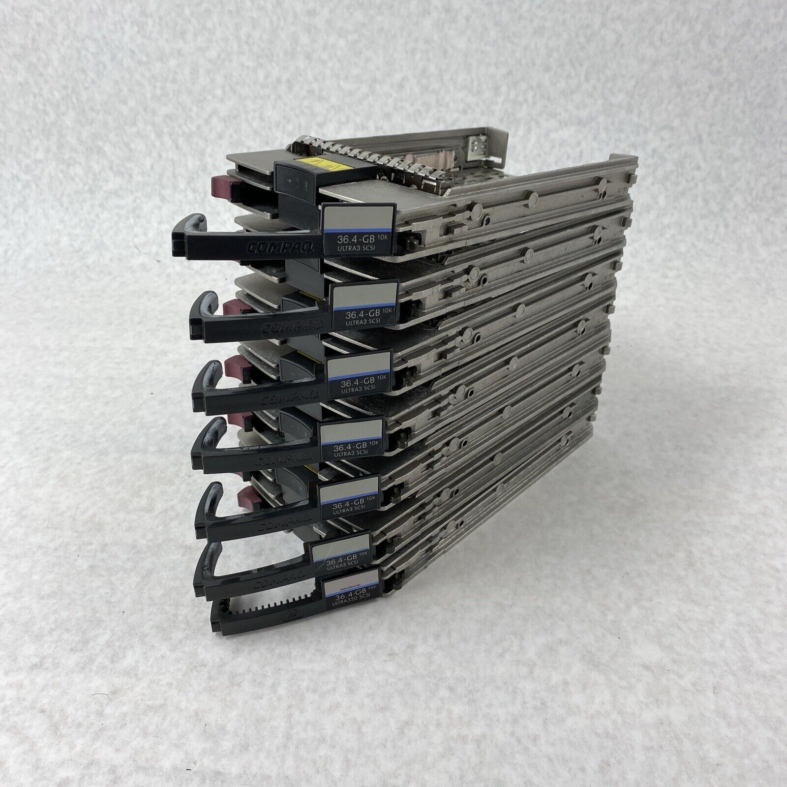 Lot of 7 HP Compaq 177986-001 Wide Ultra 3 HotPlug 3.5" Hard Drive Caddy Trays