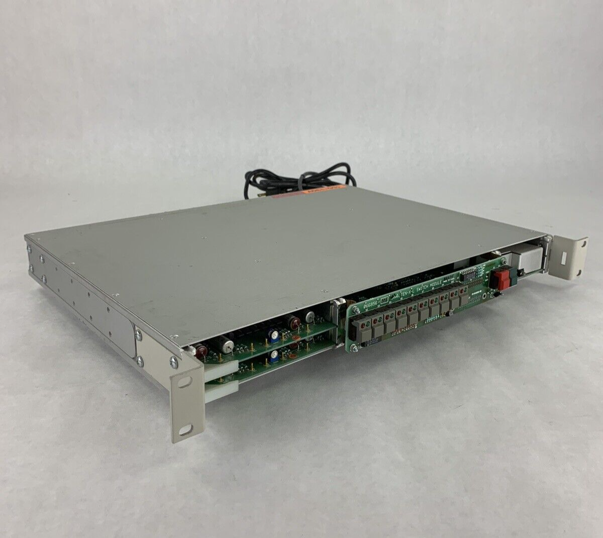 Grass Valley Group Ten-X-L 10x1 Router Switch Controller Unit w/ 066850-236 Card