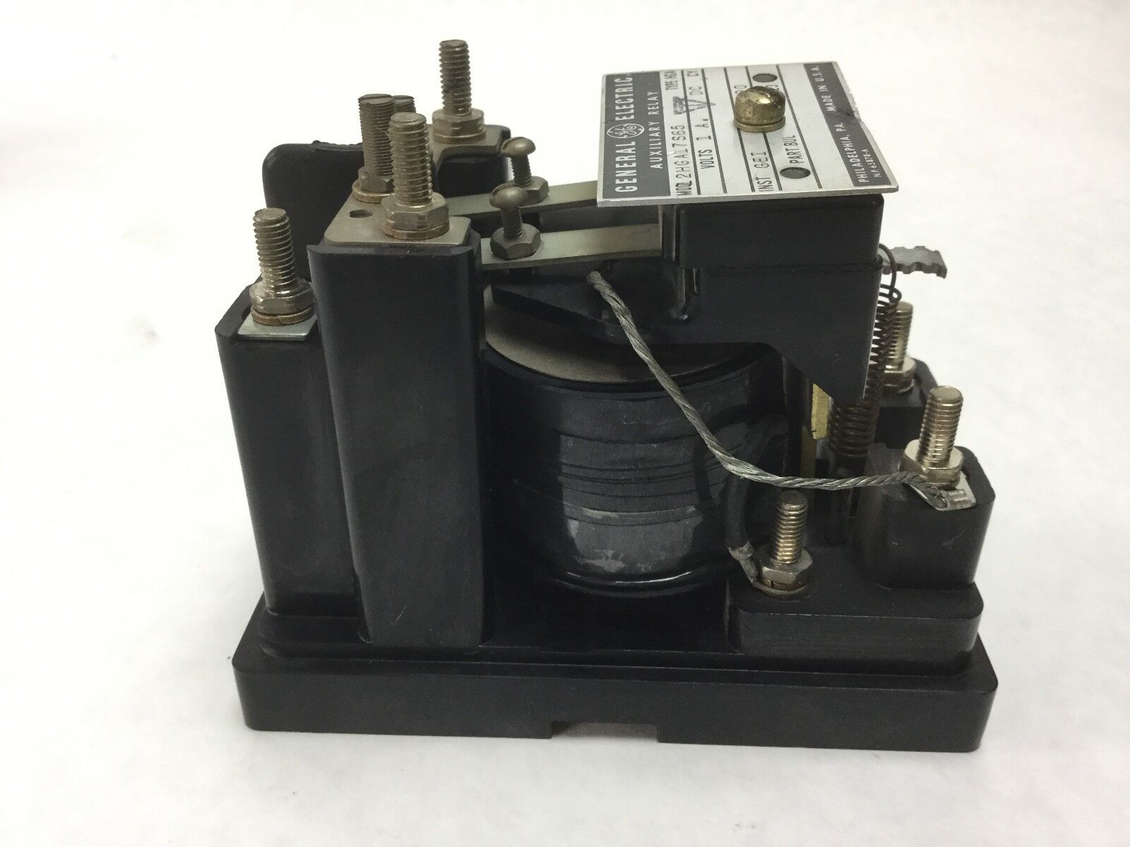 GENERAL ELECTRIC GE 2HGA17S65 Auxiliary Relay