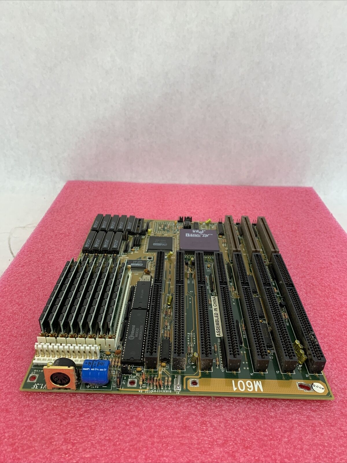 PC Chips M601 v1.3F Motherboard Intel 80486DX 33MHz 8MB RAM