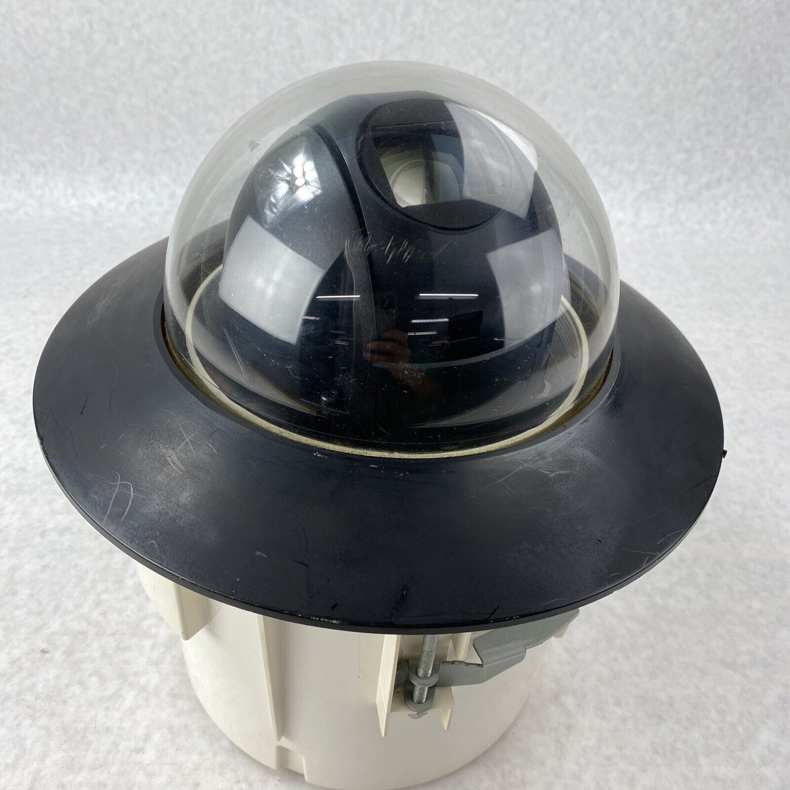 Hanwha SCP-2273N Digital Color PTZ Camera in SHP-3701F Dome-Flushing Housing