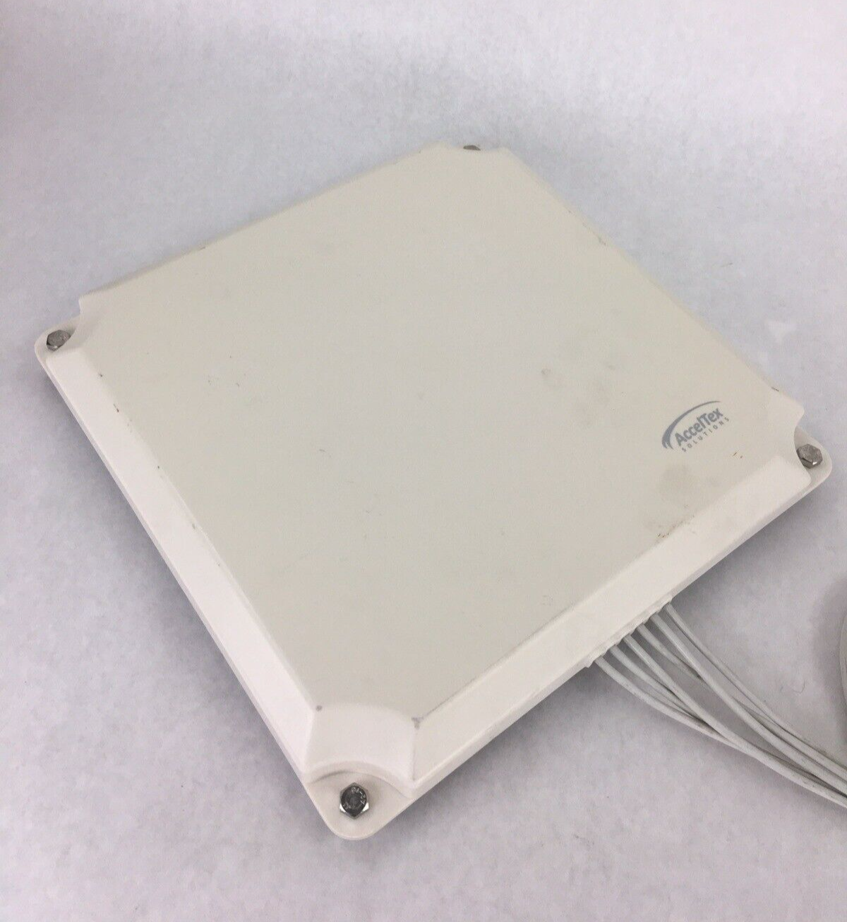 Acceltex 2.4/5GHz Patch With 6x Antenna Cables ATS-OP-2415-13-6RPTP-36