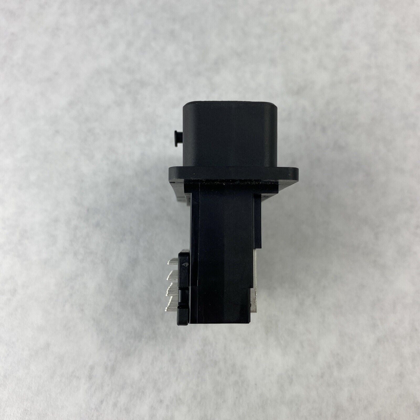 Molex 36638-0002 CMC HDR Split Peg Connector