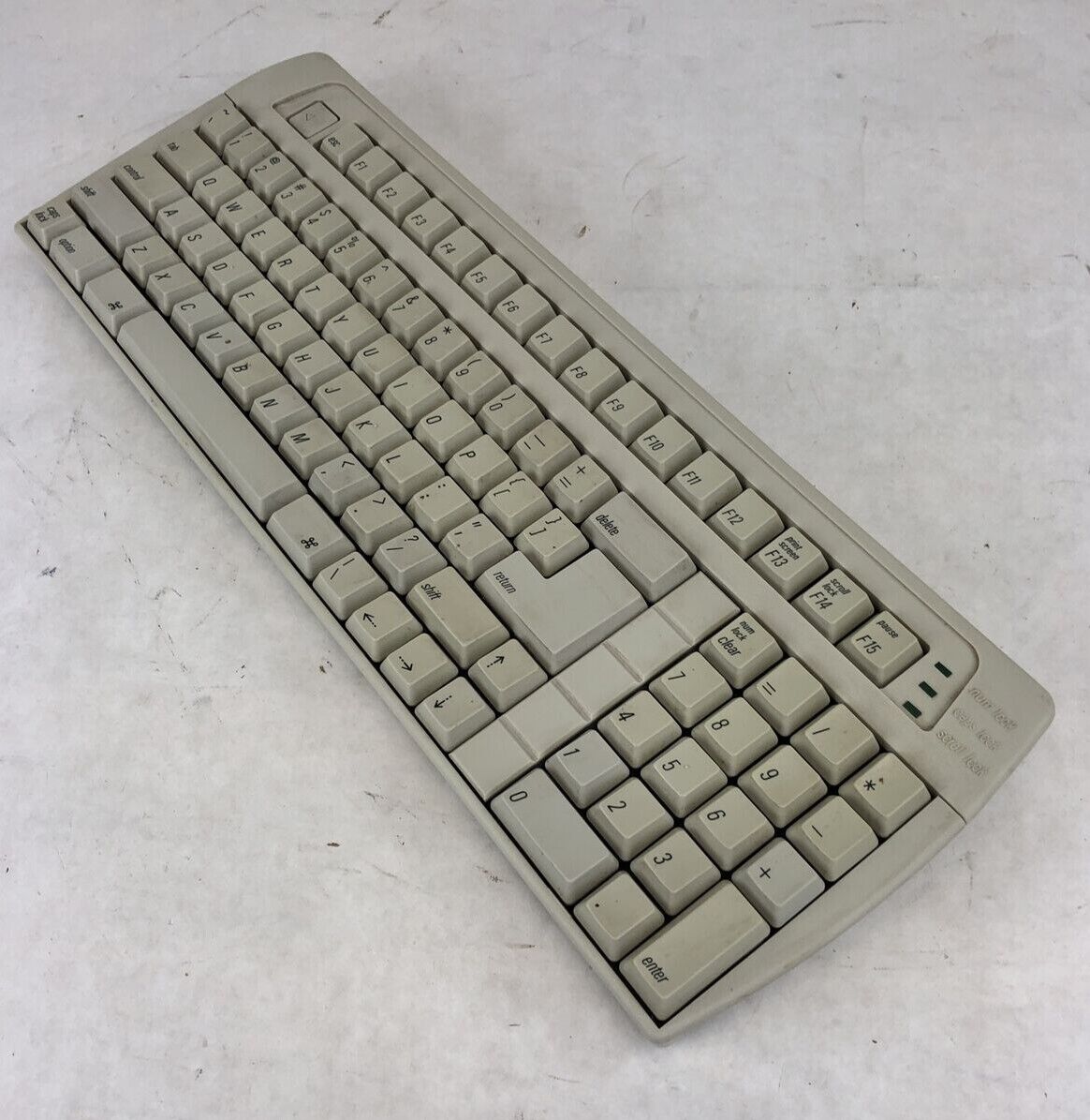 Vintage Techcessories DMK2HUS Wired Keyboard (Cords Not Included)