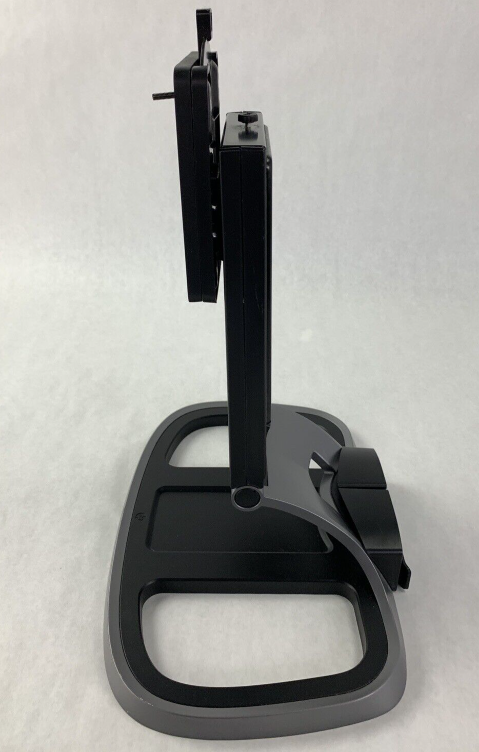 HP Integrated Work Center Stand for ProDisplay Monitor 737952-001 w/Mounts