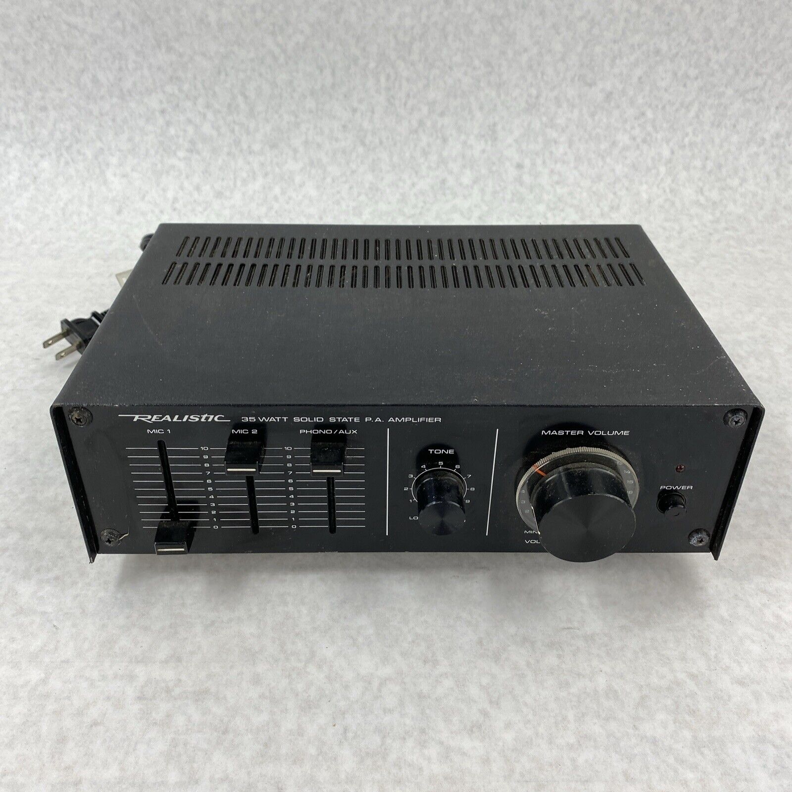 Realistic 32-2027A 35-Watt Solid State P.A. Amplifier