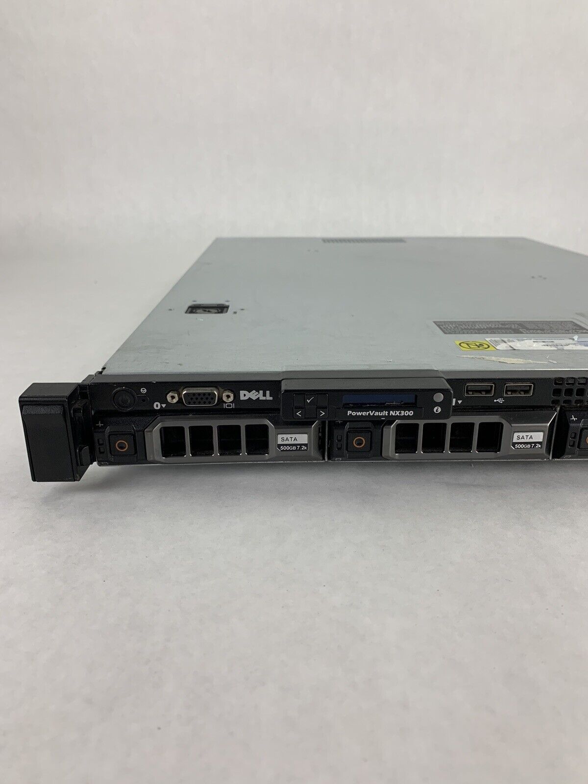 Dell PowerVault NX300 Server 1x  Xeon E5506 2.13 GHz 3 GB RAM No HDD No OS