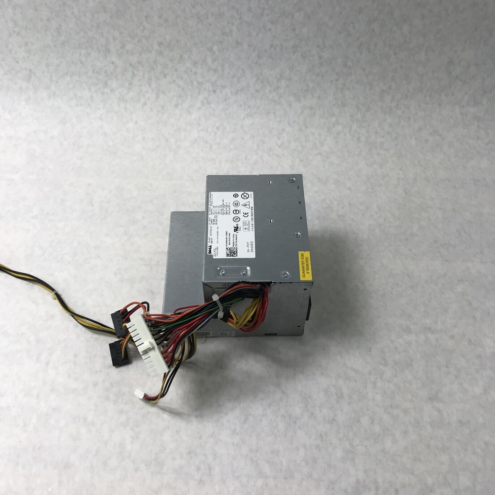 Dell H235PD-01 60Hz 240V 235W 6.5A 24-Pin Power Supply 0M619F-47890-943-01G3