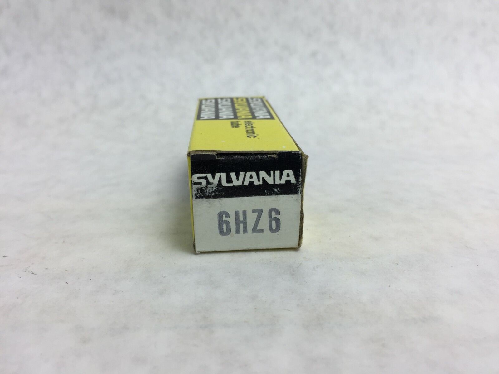 Slyvania Electronic Tube 6GK5  6FQ5A